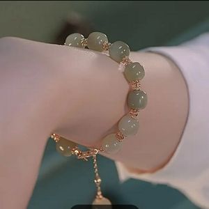 Imitation Jade Beaded Bracelet